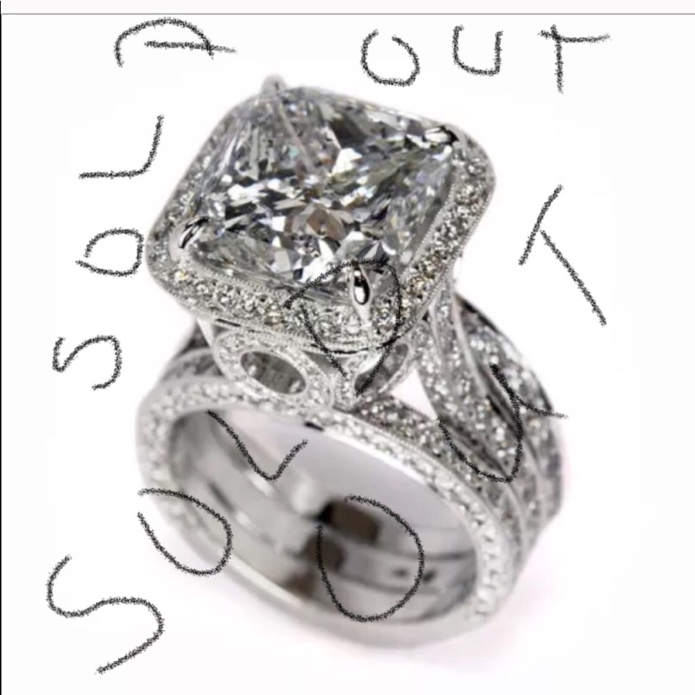 6.25 tcw Swarovski Elements Ring SOLD OUT🚫